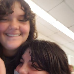 Meet your Posher, Michaela